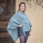 Preview: Merino Poncho Tessa Seidengrau 216 Tragebeispiel